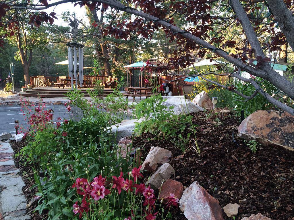 Hillcrest Suites & Cabins Big Bear Lake Exterior foto