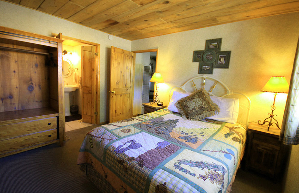 Hillcrest Suites & Cabins Big Bear Lake Exterior foto